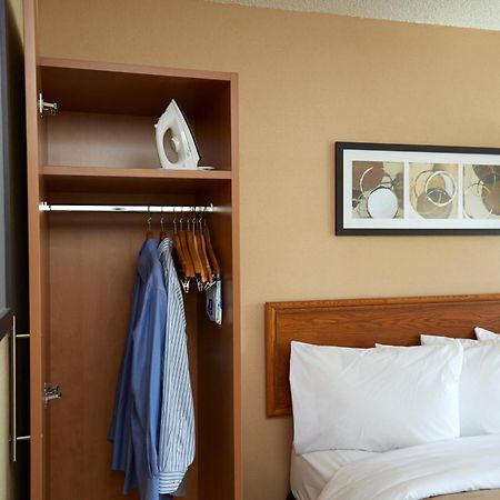 Comfort Inn Пемброк Номер фото