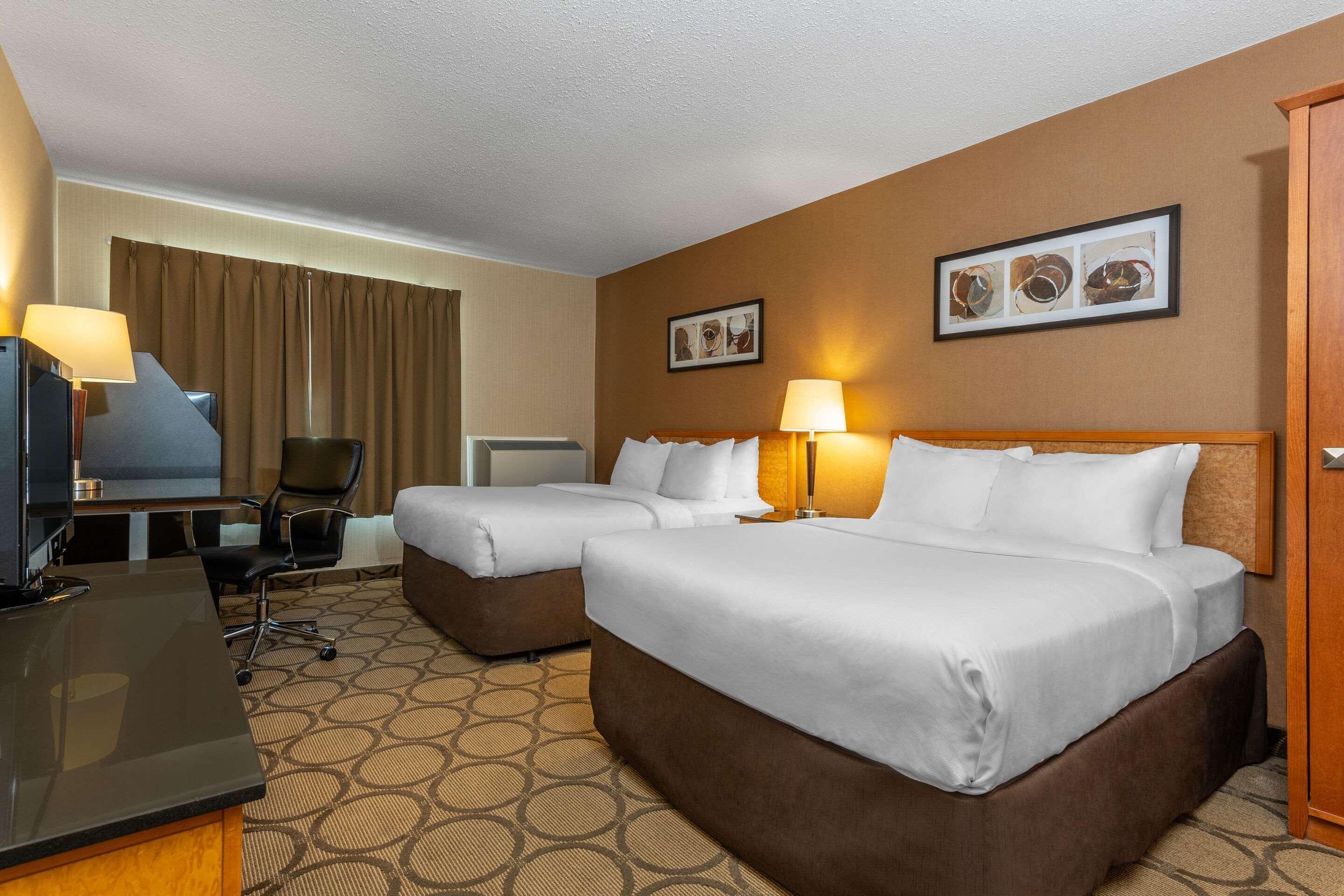 Comfort Inn Пемброк Экстерьер фото