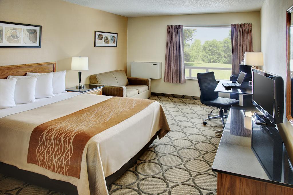 Comfort Inn Пемброк Экстерьер фото