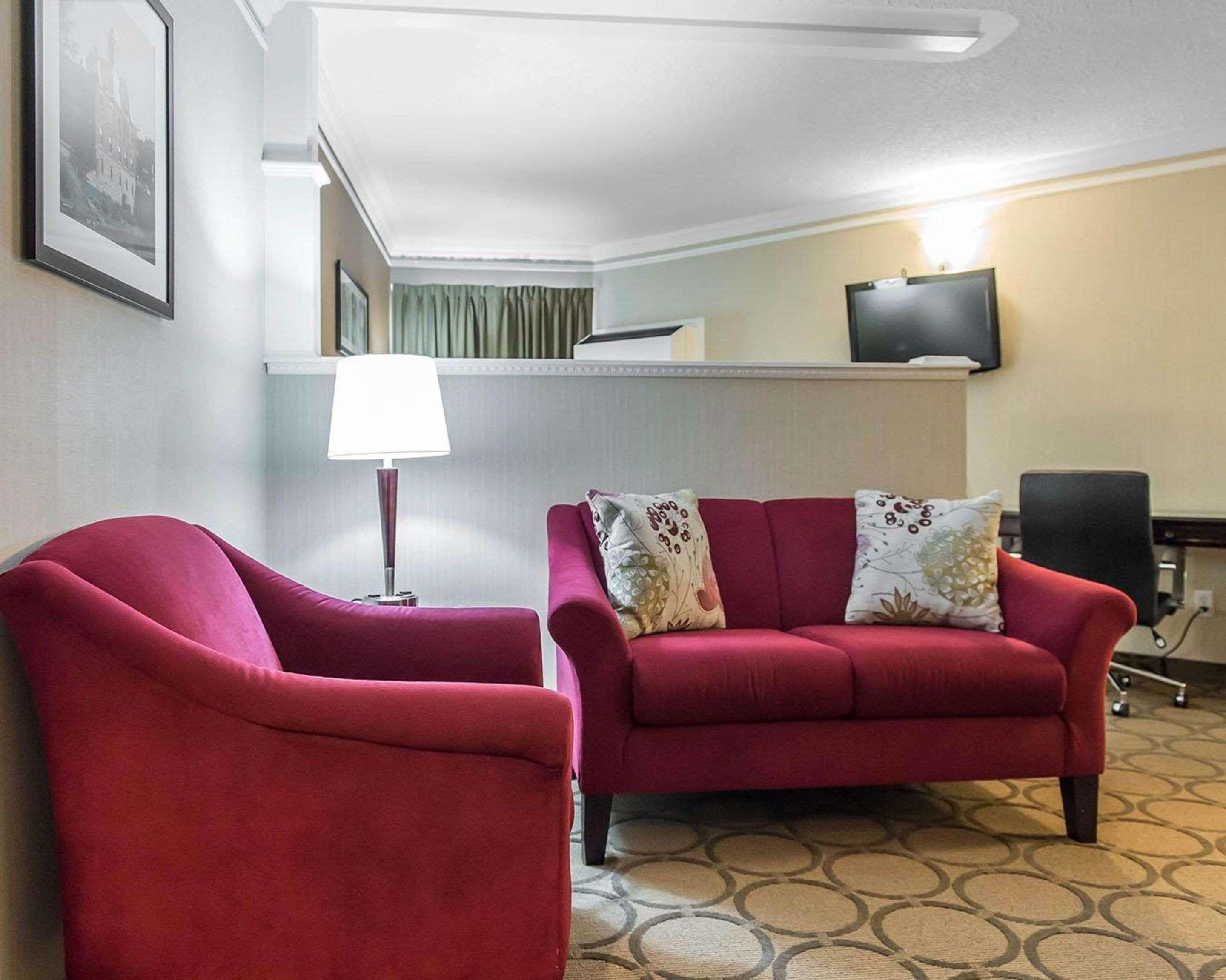 Comfort Inn Пемброк Экстерьер фото