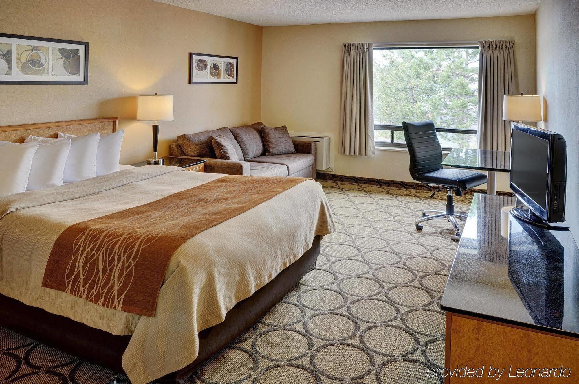 Comfort Inn Пемброк Экстерьер фото